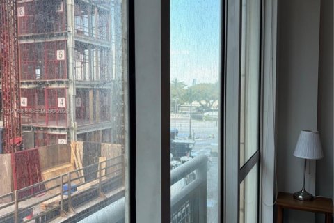 Condo in Miami, Florida  № 2052889 - photo 7