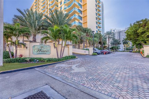 Condo in Hollywood, Florida, 1 bedroom  № 2054396