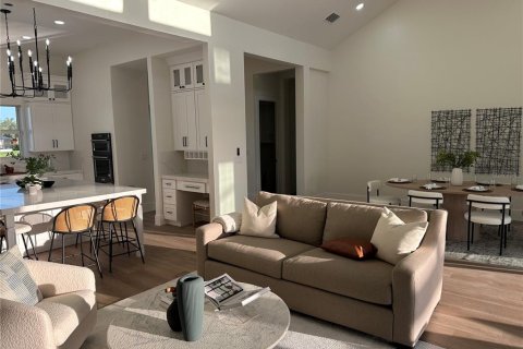 Villa ou maison à vendre à Punta Gorda, Floride: 4 chambres, 297.01 m2 № 1762127 - photo 6
