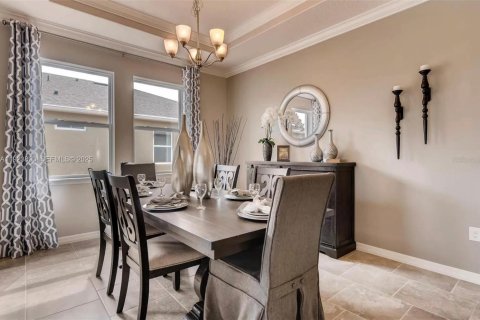 Casa en venta en Kissimmee, Florida, 4 dormitorios, 264.96 m2 № 1983052 - foto 21