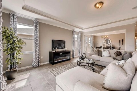 Casa en venta en Kissimmee, Florida, 4 dormitorios, 264.96 m2 № 1983052 - foto 19