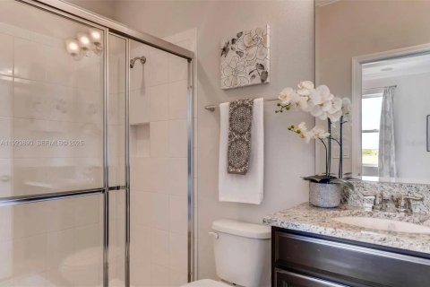 Casa en venta en Kissimmee, Florida, 4 dormitorios, 264.96 m2 № 1983052 - foto 10