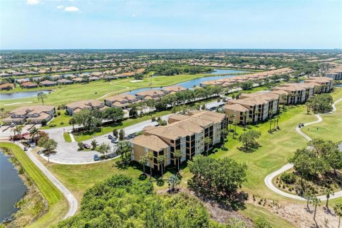 Condominio en alquiler en Bradenton, Florida, 2 dormitorios, 107.4 m2 № 1869792 - foto 2