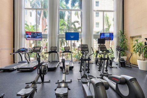 Condominio en venta en Sunny Isles Beach, Florida, 1 dormitorio, 62.52 m2 № 2152572 - foto 28
