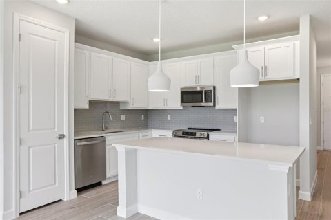 Townhouse in Tampa, Florida 3 bedrooms, 144.65 sq.m. № 1824841 - photo 16