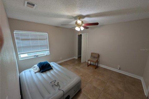 Condo in Largo, Florida, 2 bedrooms  № 1917793 - photo 6