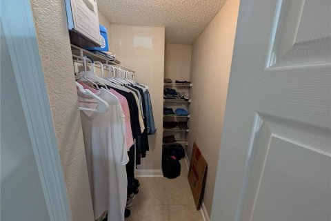 Condo in Largo, Florida, 2 bedrooms  № 1917793 - photo 8