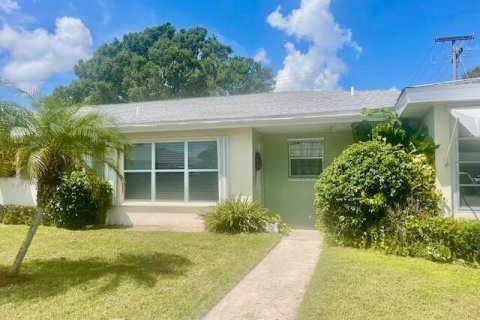 House in St. Lucie, Florida 1 bedroom, 71.72 sq.m. № 2366200