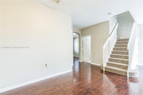 Townhouse in Homestead, Florida 4 bedrooms, 150.13 sq.m. № 1952473 - photo 8