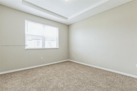 Townhouse in Homestead, Florida 4 bedrooms, 150.13 sq.m. № 1952473 - photo 27