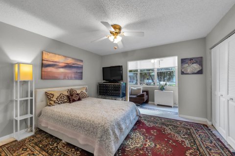 Condo in Deerfield Beach, Florida, 1 bedroom № 2187336 - photo 10