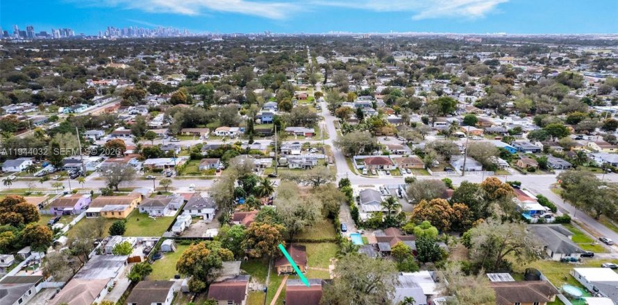 Propiedad comercial en Miami, Florida 199.09 m2 № 2000860