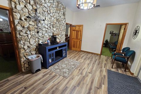 Propiedad comercial en venta en Summerfield, Florida, 1875.33 m2 № 2199811 - foto 7