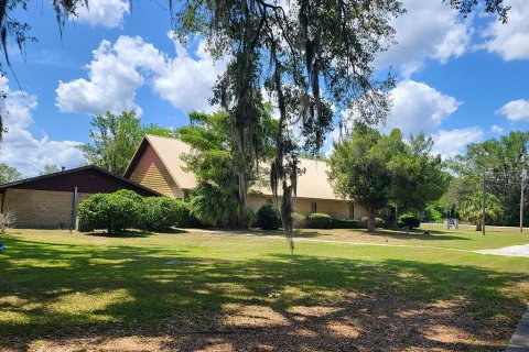 Propiedad comercial en Summerfield, Florida 1875.33 m2 № 2199811