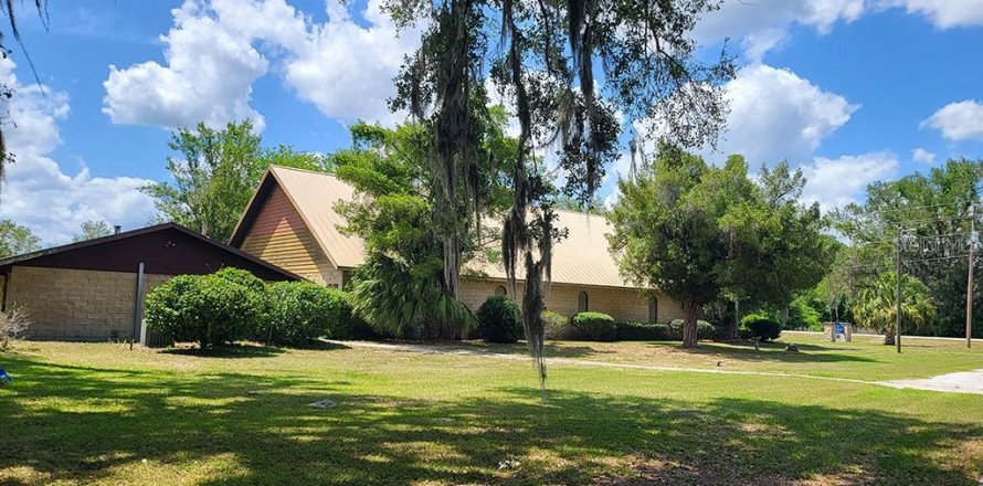 Propiedad comercial en Summerfield, Florida 1875.33 m2 № 2199811
