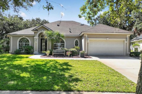 House in Palm Coast, Florida 3 bedrooms, 212.65 sq.m. № 1913232 - photo 1