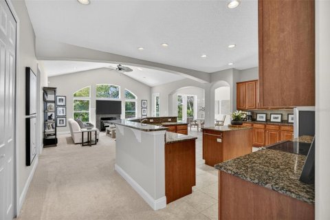 House in Palm Coast, Florida 3 bedrooms, 212.65 sq.m. № 1913232 - photo 8