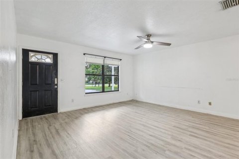 House in Leesburg, Florida 3 bedrooms, 109.25 sq.m. № 1910334 - photo 7