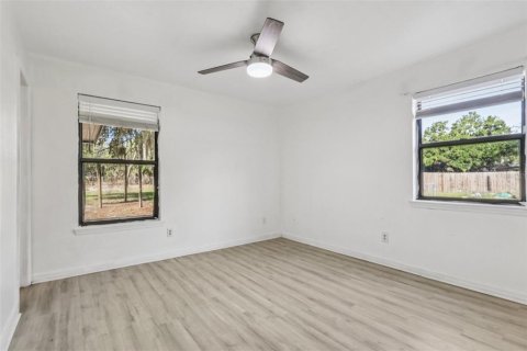 House in Leesburg, Florida 3 bedrooms, 109.25 sq.m. № 1910334 - photo 23