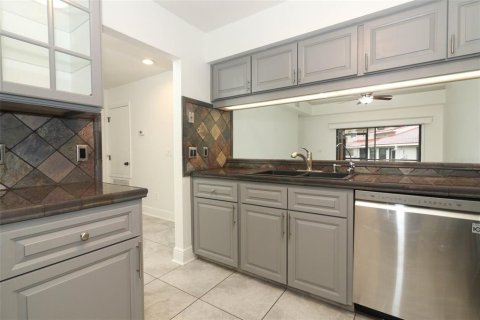 Townhouse in Orlando, Florida 3 bedrooms, 153.1 sq.m. № 1527843 - photo 8