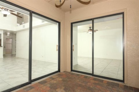 Townhouse in Orlando, Florida 3 bedrooms, 153.1 sq.m. № 1527843 - photo 26