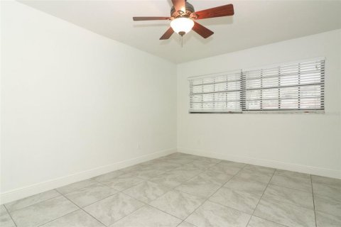 Townhouse in Orlando, Florida 3 bedrooms, 153.1 sq.m. № 1527843 - photo 17