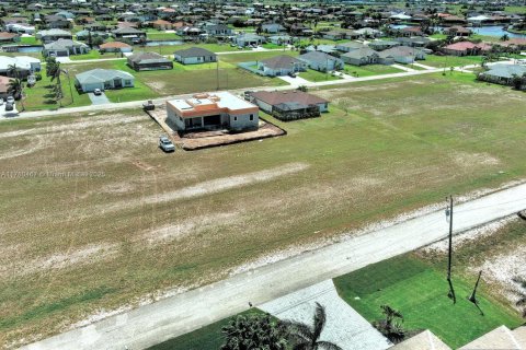 Land in Cape Coral, Florida № 1868737 - photo 15