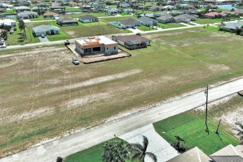 Land in Cape Coral, Florida № 1868737 - photo 16