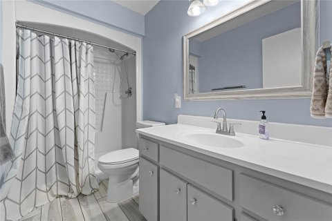 Townhouse in New Smyrna Beach, Florida 3 bedrooms, 210.61 sq.m. № 1723477 - photo 30