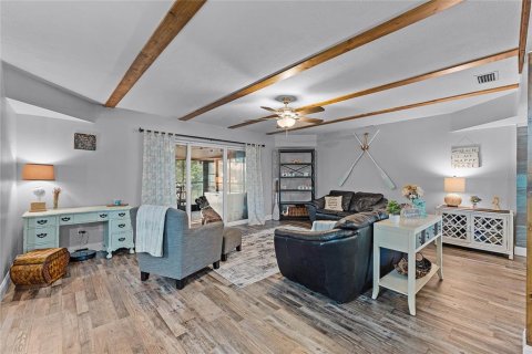 Townhouse in New Smyrna Beach, Florida 3 bedrooms, 210.61 sq.m. № 1723477 - photo 20