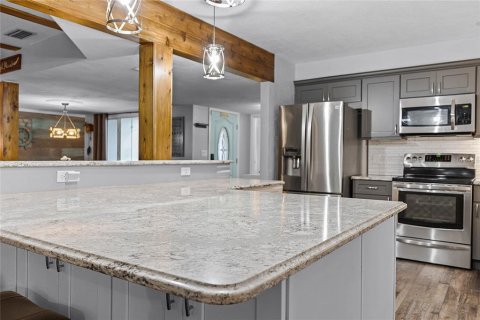 Townhouse in New Smyrna Beach, Florida 3 bedrooms, 210.61 sq.m. № 1723477 - photo 18