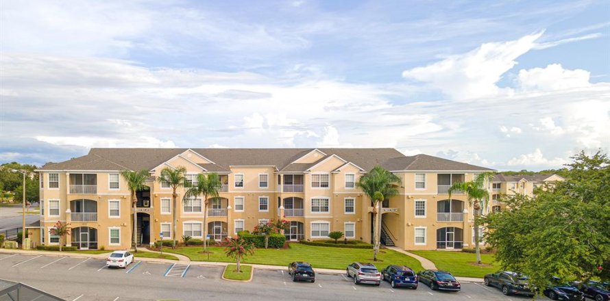 Condo in Kissimmee, Florida, 3 bedrooms № 2211056