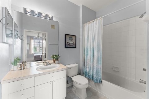 Condo in Kissimmee, Florida, 3 bedrooms № 2211056 - photo 23