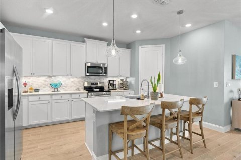 Villa ou maison à louer à Ormond Beach, Floride: 4 chambres, 189.52 m2 № 2398257 - photo 12