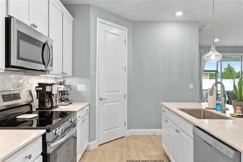 Villa ou maison à louer à Ormond Beach, Floride: 4 chambres, 189.52 m2 № 2398257 - photo 15
