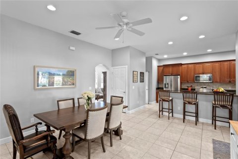 Villa ou maison à vendre à Tampa, Floride: 4 chambres, 197.7 m2 № 2404706 - photo 13