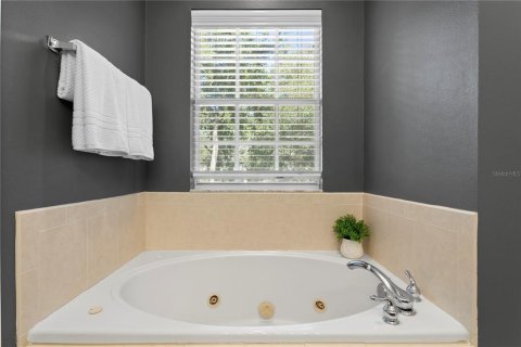 Villa ou maison à vendre à Tampa, Floride: 4 chambres, 197.7 m2 № 2404706 - photo 26