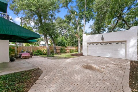 Villa ou maison à vendre à Tampa, Floride: 4 chambres, 197.7 m2 № 2404706 - photo 28