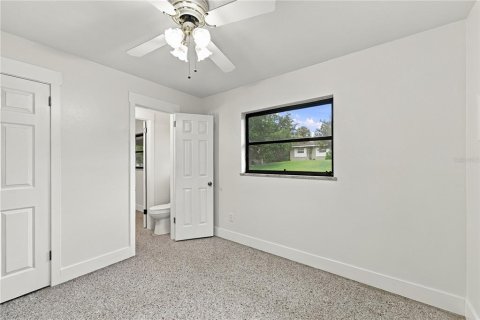 Villa ou maison à vendre à Altamonte Springs, Floride: 3 chambres, 104.05 m2 № 2406344 - photo 21