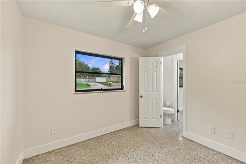 Villa ou maison à vendre à Altamonte Springs, Floride: 3 chambres, 104.05 m2 № 2406344 - photo 18