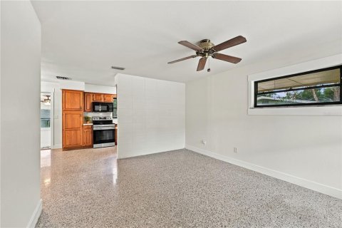 Villa ou maison à vendre à Altamonte Springs, Floride: 3 chambres, 104.05 m2 № 2406344 - photo 6