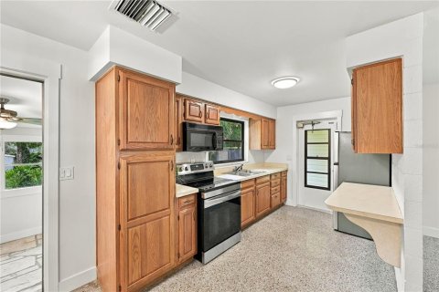 Villa ou maison à vendre à Altamonte Springs, Floride: 3 chambres, 104.05 m2 № 2406344 - photo 9
