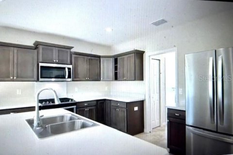 Casa en alquiler en Oxford, Florida, 3 dormitorios, 151.8 m2 № 1909365 - foto 5