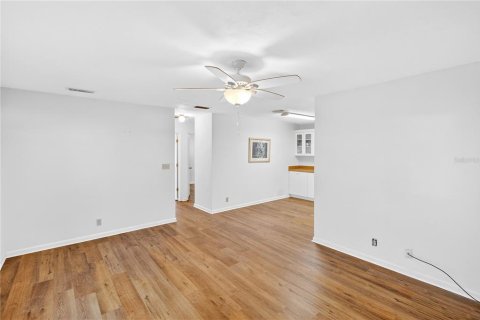 Casa en venta en Gainesville, Florida, 2 dormitorios, 99.59 m2 № 2212805 - foto 8