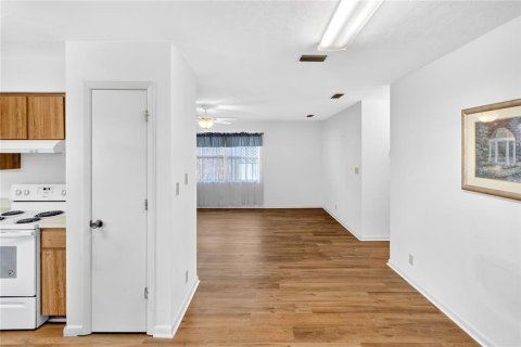 Casa en venta en Gainesville, Florida, 2 dormitorios, 99.59 m2 № 2212805 - foto 7