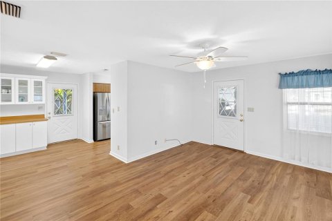 Casa en venta en Gainesville, Florida, 2 dormitorios, 99.59 m2 № 2212805 - foto 9