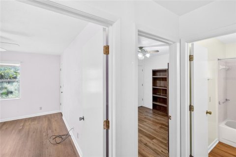 Casa en venta en Gainesville, Florida, 2 dormitorios, 99.59 m2 № 2212805 - foto 13