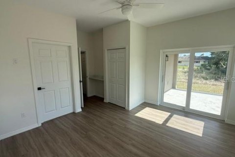 Duplex in Sebring, Florida 2 bedrooms, 208.1 sq.m. № 2213862 - photo 4