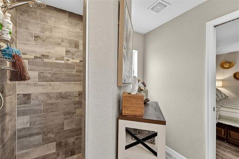 House in Port Charlotte, Florida 3 bedrooms, 152.36 sq.m. № 2206499 - photo 20