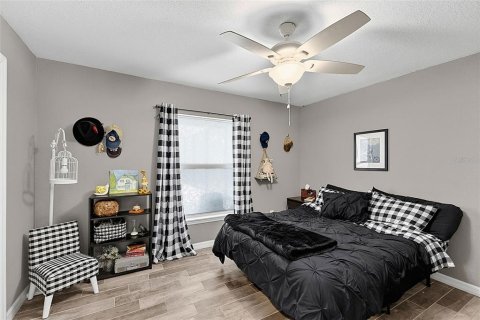 House in Port Charlotte, Florida 3 bedrooms, 152.36 sq.m. № 2206499 - photo 22